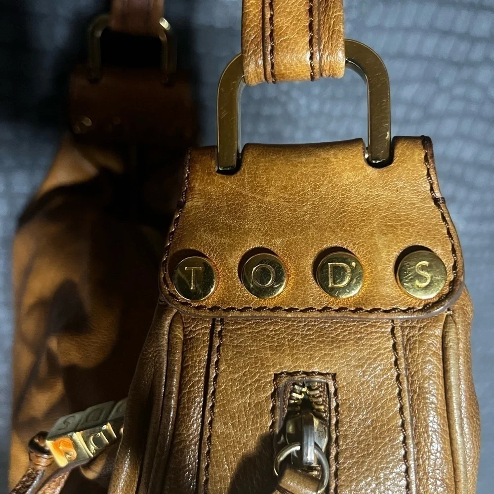 TODS Cognac Brown Hobo Leather Slouch Bag Zip Top Womens